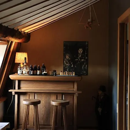 A La Caravelle Chaineux